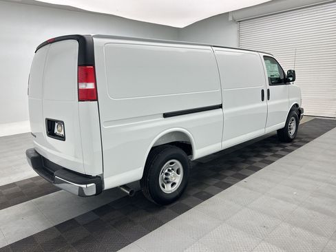 New 2026 Chevrolet Express 2500 Extended w/ Driver Convenience Package RWD image 9