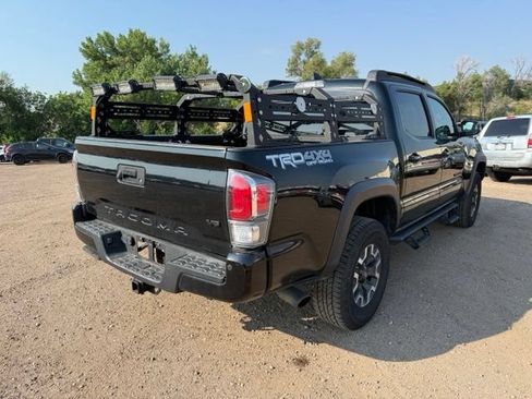 Used 2021 Toyota Tacoma TRD Off-Road w/ Technology Package AWD/4WD image 6
