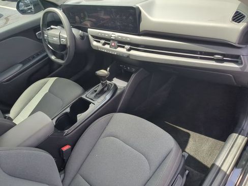 Used 2025 Kia K4 FWD image 13
