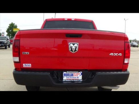 Certified 2022 RAM 1500 Classic SLT image 7