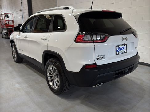 Used 2020 Jeep Cherokee Latitude Plus w/ Cold Weather Group image 3