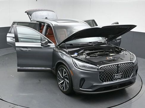 Used 2025 Lincoln Aviator Reserve w/ Equipment Group 201A image 57