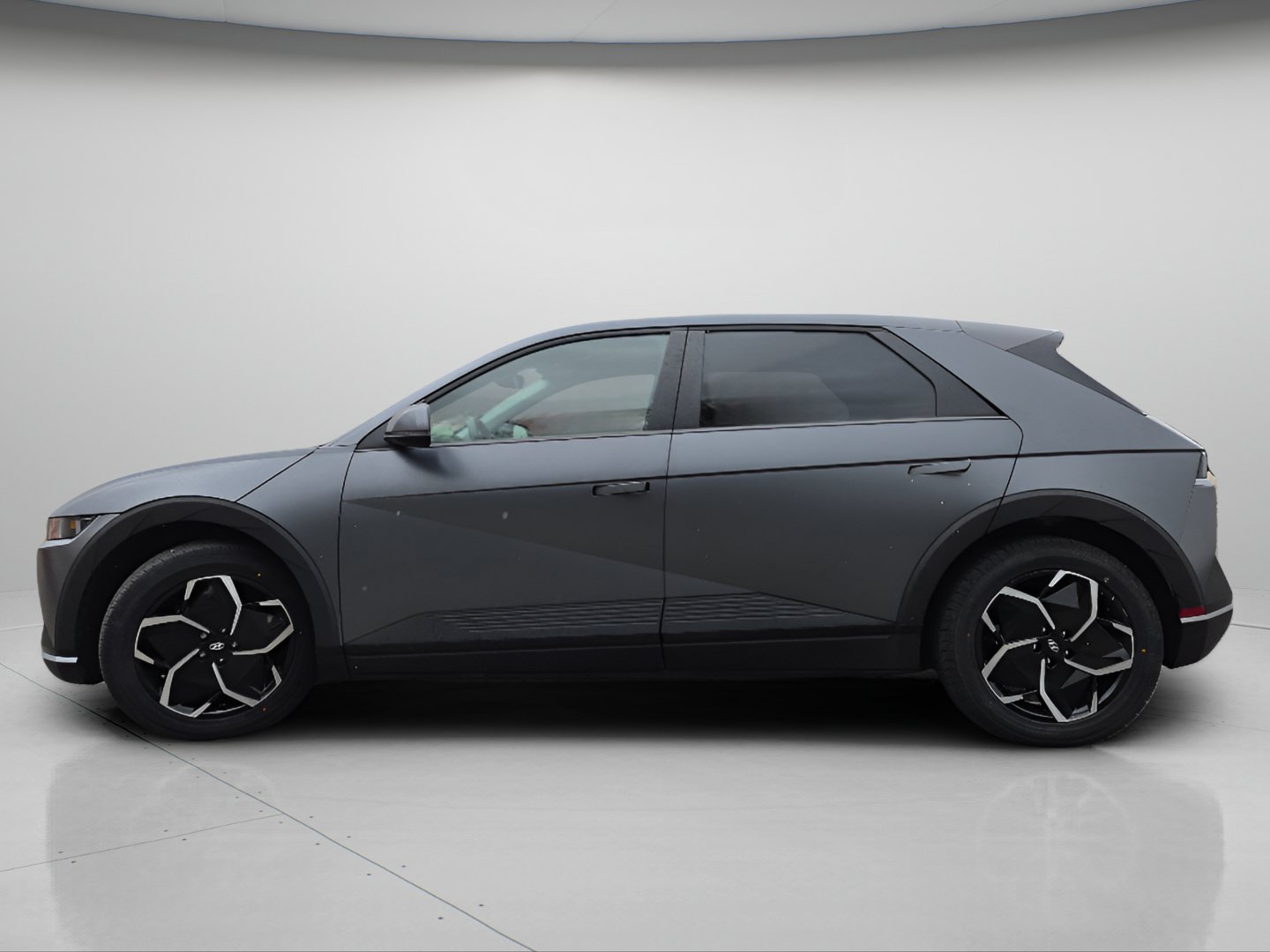 Used 2024 Hyundai Ioniq 5 SEL AWD/4WD image 19