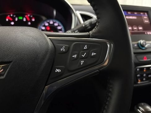 Used 2021 Chevrolet Equinox LT AWD/4WD image 52