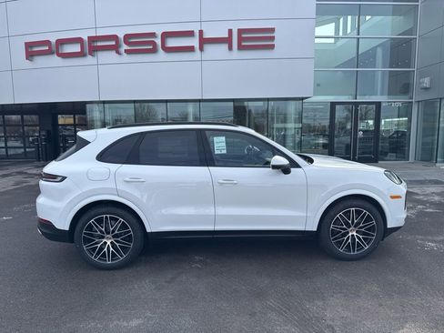 New 2026 Porsche Cayenne image 8