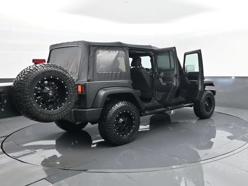 Used 2017 Jeep Wrangler Unlimited Sport w/ Quick Order Package 24S AWD/4WD image 27