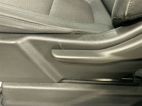 Used 2019 Chevrolet Silverado 1500 Custom Trail Boss w/ Custom Convenience Package image 10