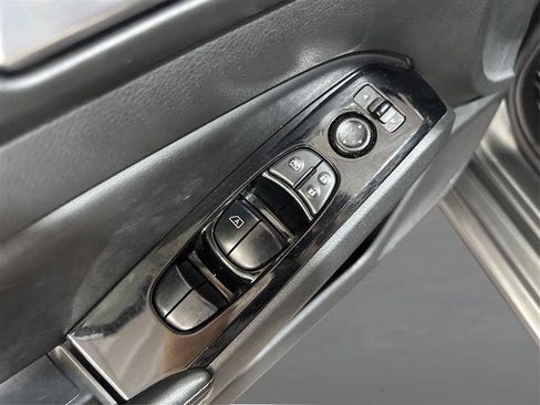 Used 2023 Nissan Altima 2.5 SV FWD image 29