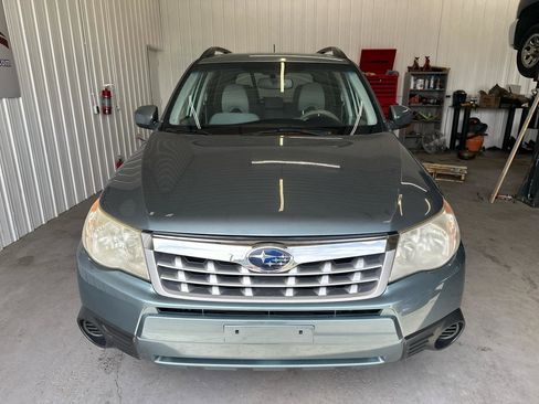 Used 2013 Subaru Forester 2.5X Premium AWD/4WD image 7