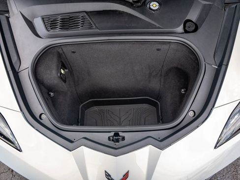 Used 2021 Chevrolet Corvette Stingray Premium Conv w/ Z51 Performance Package RWD image 50