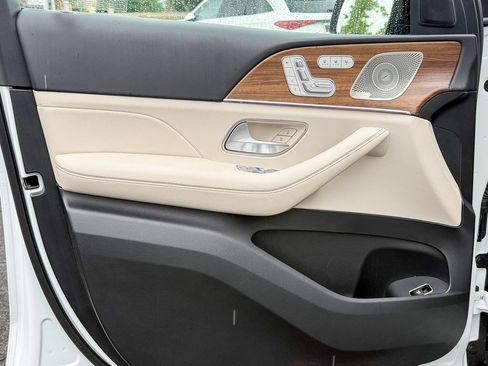 Certified 2025 Mercedes-Benz GLE 350 4MATIC image 21