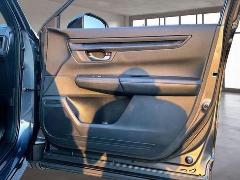 Certified 2025 Honda CR-V Sport-L image 27