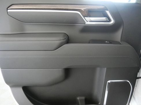 New 2026 GMC Sierra 1500 Elevation w/ Elevation Premium Package AWD/4WD image 15