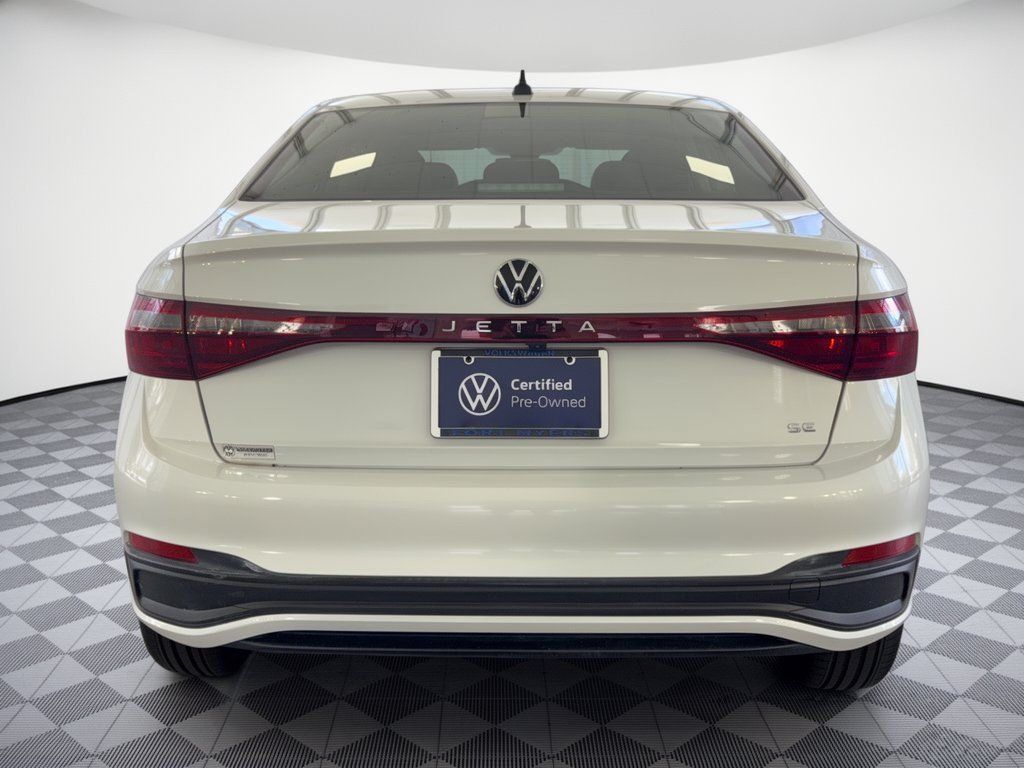 Certified 2026 Volkswagen Jetta SE FWD image 11
