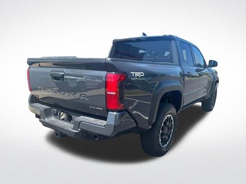 Used 2026 Toyota Tacoma TRD Off-Road AWD/4WD image 3