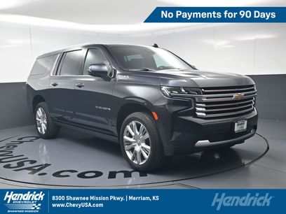 Used 2023 Chevrolet Suburban High Country w/ Premium Package 2