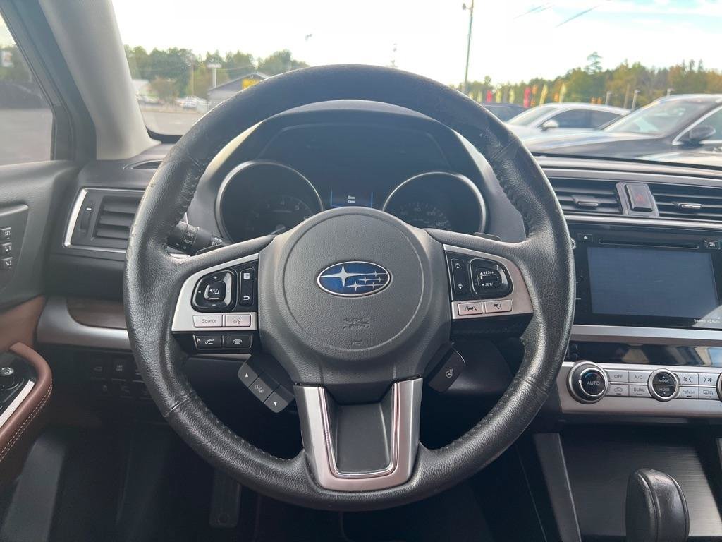 Used 2017 Subaru Outback 3.6R Touring AWD/4WD image 20