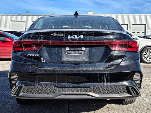 Used 2023 Kia Forte LXS image 5