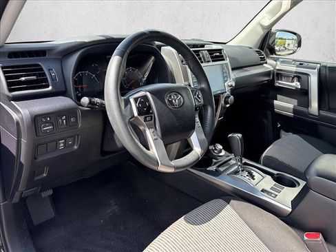 Used 2024 Toyota 4Runner SR5 AWD/4WD image 9