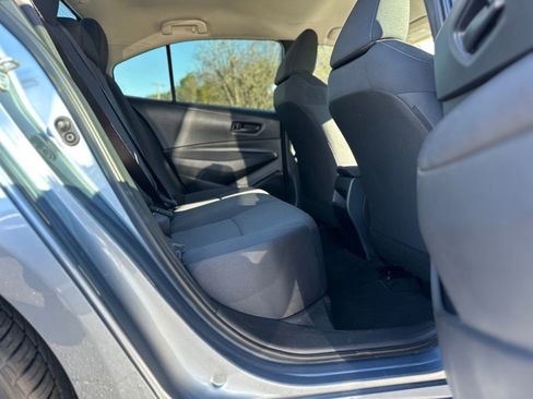 Used 2022 Toyota Corolla LE image 17