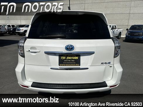 Used 2013 Toyota RAV4 EV FWD image 5
