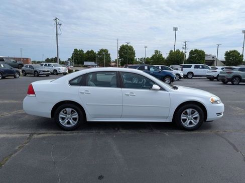 Used 2016 Chevrolet Impala Limited LS FWD image 2