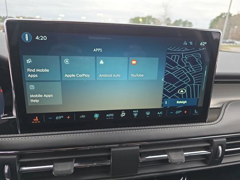 New 2026 Lincoln Corsair Premiere image 21