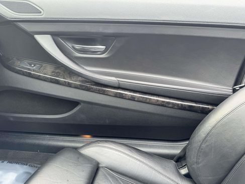 Used 2012 BMW 650i xDrive Convertible AWD/4WD image 17