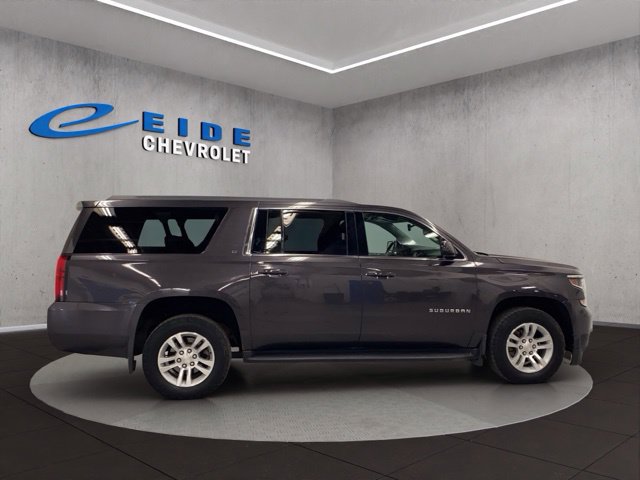 Used 2017 Chevrolet Suburban LT AWD/4WD image 17