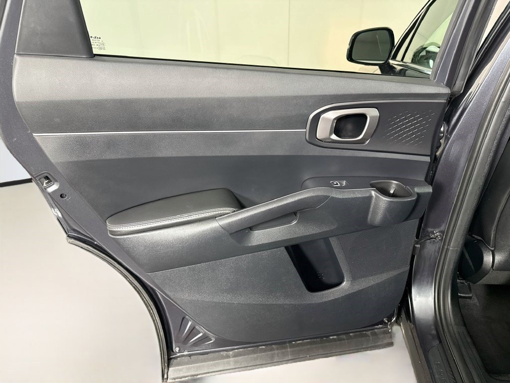 Used 2024 Kia Sorento X-Line EX AWD/4WD image 25