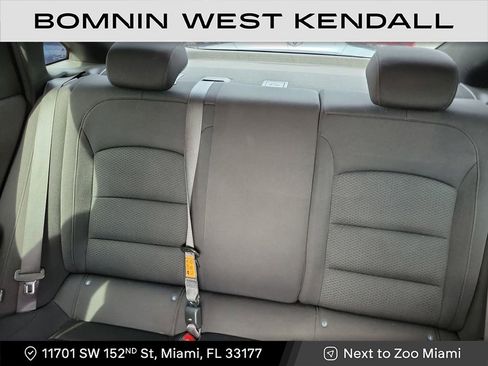 Used 2023 Chevrolet Malibu RS image 10