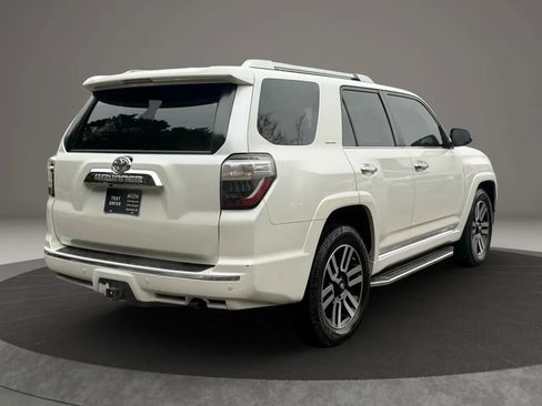 Used 2014 Toyota 4Runner Limited image 4
