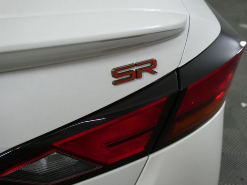 Used 2024 Nissan Altima 2.5 SR image 6