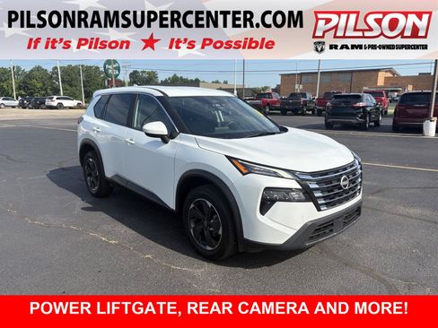 Used 2025 Nissan Rogue SV AWD/4WD image 1