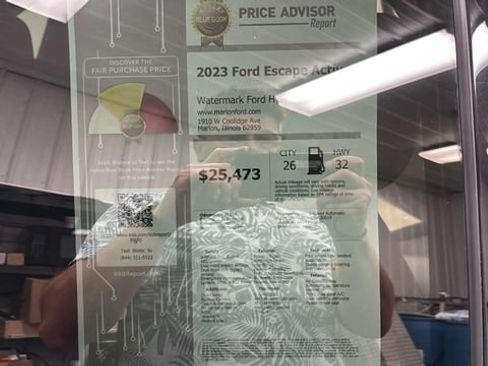 Used 2023 Ford Escape Active AWD/4WD image 33