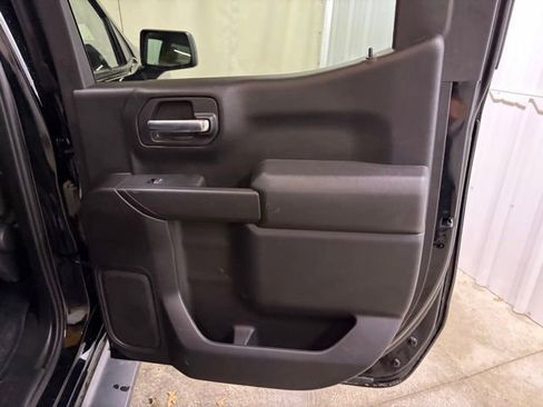 Used 2023 Chevrolet Silverado 1500 Custom AWD/4WD image 14