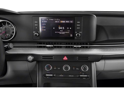 Used 2024 Kia Carnival LX FWD image 7