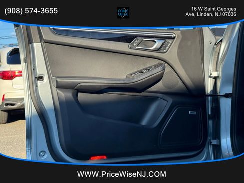 Used 2019 Porsche Macan image 7