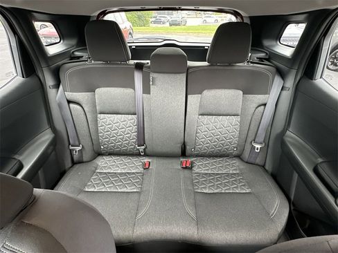 Used 2025 Nissan Kicks SV image 21