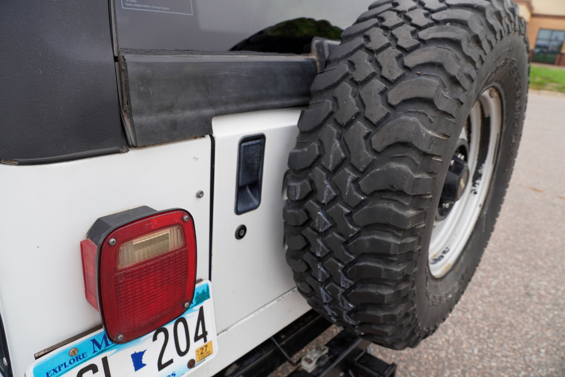 Used 1992 Jeep Wrangler 4WD image 38