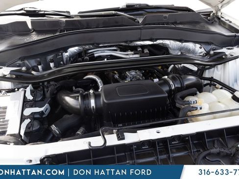 Used 2020 Ford Explorer Platinum w/ Premium Technology Package AWD/4WD image 35
