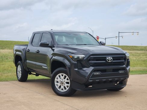 New 2026 Toyota Tacoma SR5 RWD image 1