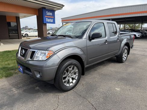 Used 2020 Nissan Frontier SV AWD/4WD image 26