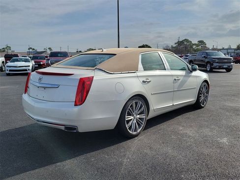 Used 2014 Cadillac XTS Luxury w/ Driver Awareness Package image 6