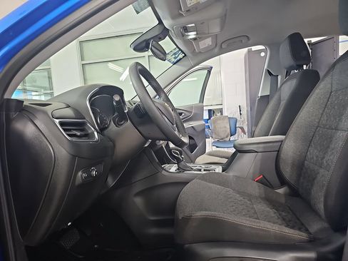 Used 2024 Chevrolet Equinox LT AWD/4WD image 19