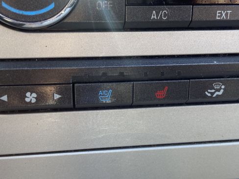 Used 2008 Lincoln MKX AWD image 27