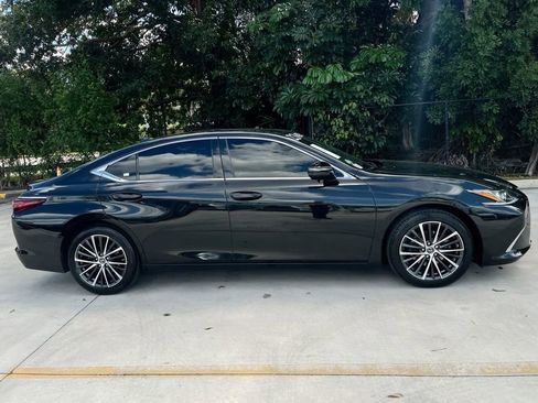 Certified 2023 Lexus ES 350 w/ Premium Package image 8
