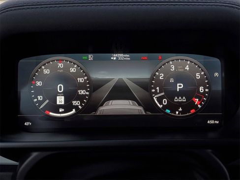 Used 2022 Land Rover Defender 90 X-Dynamic S image 14