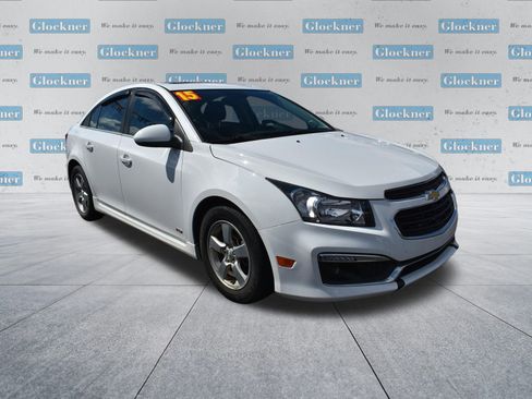 Used 2015 Chevrolet Cruze LT w/ Sun And Sound Package image 18