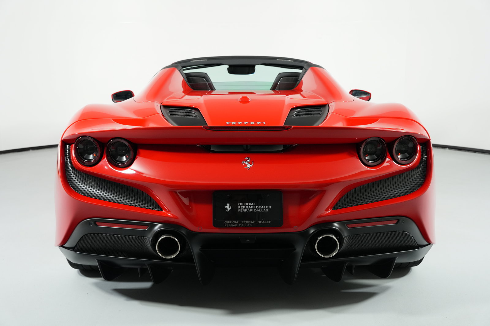 Certified 2022 Ferrari F8 Spider RWD image 24